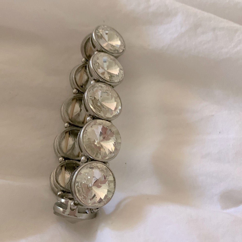 Silver stretch gemmed bracelet